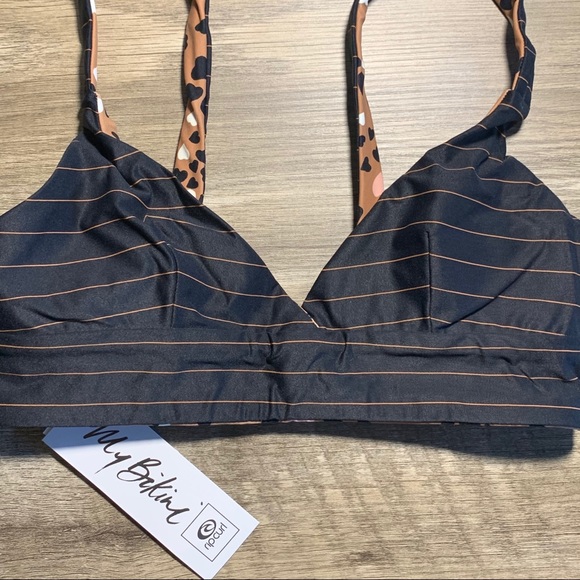 • NWT [Rip Curl] Reversible Bikini Top • - Picture 11 of 16